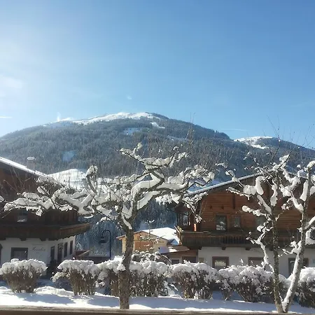 Frühstückspension Haus Angelika 3*